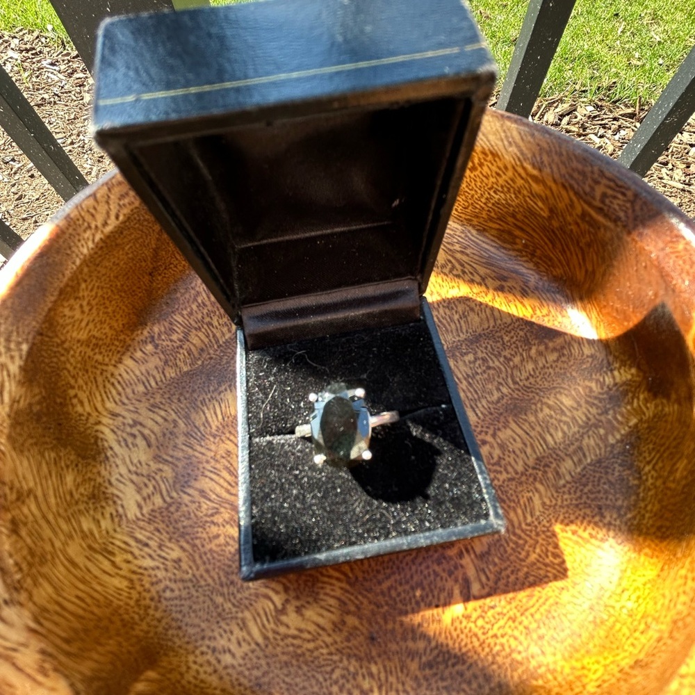 Vintage Sterling Silver and Genuine Black Onyx Ring Size 7